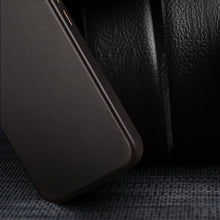 Заредете изображение във визуализатора на галерията – Dux Ducis Naples case for iPhone 13 leather cover (MagSafe compatible) dark brown - TopMag
