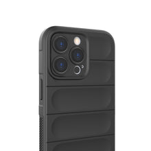 Заредете изображение във визуализатора на галерията – Magic Shield Case case for iPhone 13 Pro flexible armored cover red - TopMag
