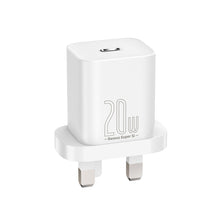 Заредете изображение във визуализатора на галерията – Baseus Super Si Quick Charger 1C 20W UK Sets White（With Superior Series Fast Charging Data Cable Type-C to iP PD 20W 1m White) - TopMag
