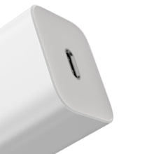 Заредете изображение във визуализатора на галерията – Baseus Super Si Quick Charger 1C 20W UK Sets White（With Superior Series Fast Charging Data Cable Type-C to iP PD 20W 1m White) - TopMag

