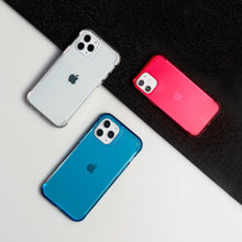 Заредете изображение във визуализатора на галерията – Raptic X-Doria Air Case for iPhone 14 Pro Max armored cover silver
