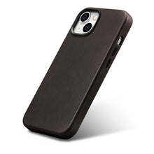 Заредете изображение във визуализатора на галерията – iCarer Oil Wax Premium Leather Case iPhone 14 Magnetic Leather Case with MagSafe Brown (WMI14220701-BN) - TopMag
