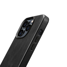 Заредете изображение във визуализатора на галерията – iCarer Oil Wax Premium Leather Case iPhone 14 Pro Magnetic Leather Case with MagSafe Black (WMI14220702-BK) - TopMag
