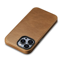 Заредете изображение във визуализатора на галерията – iCarer Oil Wax Premium Leather Case iPhone 14 Pro Magnetic Leather Case with MagSafe Brown (WMI14220702-TN) - TopMag
