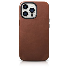 Заредете изображение във визуализатора на галерията – iCarer Oil Wax Premium Leather Case Leather Case for iPhone 14 Pro Max Magnetic with MagSafe brown (WMI14220704-RB) - TopMag
