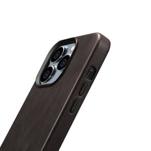 Заредете изображение във визуализатора на галерията – iCarer Oil Wax Premium Leather Case Leather Case for iPhone 14 Pro Max Magnetic with MagSafe brown (WMI14220704-BN) - TopMag
