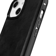 Заредете изображение във визуализатора на галерията – iCarer Leather Oil Wax case with genuine leather cover for iPhone 14 (MagSafe compatible) black (WMI14220717-BK) - TopMag
