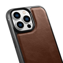 Заредете изображение във визуализатора на галерията – iCarer Leather Oil Wax case with genuine leather for iPhone 14 Pro (MagSafe compatible) brown (WMI14220718-BN) - TopMag
