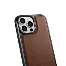 Заредете изображение във визуализатора на галерията – iCarer Leather Oil Wax case with genuine leather for iPhone 14 Pro (MagSafe compatible) brown (WMI14220718-BN) - TopMag
