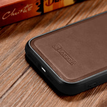 Заредете изображение във визуализатора на галерията – iCarer Leather Oil Wax case with genuine leather for iPhone 14 Plus (MagSafe compatible) brown (WMI14220719-BN) - TopMag
