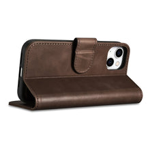 Заредете изображение във визуализатора на галерията – iCarer Oil Wax Wallet Case 2in1 case iPhone 14 Plus Leather Flip Cover Anti-RFID brown (WMI14220723-BN) - TopMag
