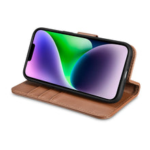 Заредете изображение във визуализатора на галерията – iCarer Wallet Case 2in1 iPhone 14 Flip Leather Anti-RFID Brown (WMI14220725-BN) - TopMag
