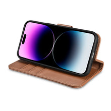 Заредете изображение във визуализатора на галерията – iCarer Wallet Case 2in1 iPhone 14 Pro Flip Leather Cover Anti-RFID Brown (WMI14220726-BN) - TopMag
