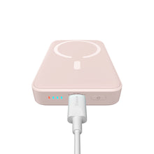 Заредете изображение във визуализатора на галерията – Baseus Magnetic Mini fast charging mini power bank 10000mAh 20W pink + cable Type-C - Type-C 60W (20V / 3A) 0.5m white (PPCX030004) - TopMag
