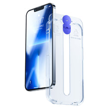 Заредете изображение във визуализатора на галерията – Joyroom Knight glass for iPhone 14 with mounting kit transparent (JR-H09) - TopMag
