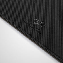 Заредете изображение във визуализатора на галерията – Spigen LD301 MOUSE PAD BLACK - TopMag
