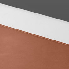 Заредете изображение във визуализатора на галерията – Spigen LD301 MOUSE PAD BROWN - TopMag

