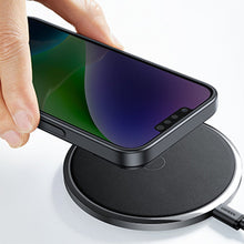 Заредете изображение във визуализатора на галерията – Ugreen LP634 Kickstand Protective Case Hard Cover with Gel Frame and Built-in Stand for iPhone 14 Plus (90925) - TopMag
