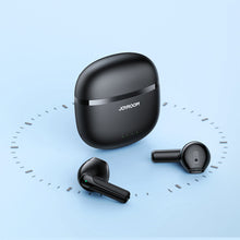 Заредете изображение във визуализатора на галерията – Joyroom TWS Earphones Wireless ENC Waterproof IPX4 Bluetooth 5.3 Black (JR-TL11) - TopMag
