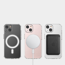 Заредете изображение във визуализатора на галерията – Magnetic Case MagSafe iPhone 14 Clear
