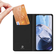 Заредете изображение във визуализатора на галерията – Dux Ducis Skin Pro Moto E22/E22i Black
