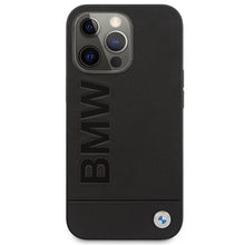 Заредете изображение във визуализатора на галерията – Etui BMW BMHMP14XSLLBK iPhone 14 Pro Max 6,7" czarny/black hardcase Signature Logo Imprint Magsafe
