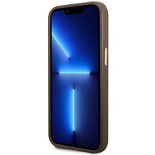 Заредете изображение във визуализатора на галерията – Guess GUHMP14XU4GPRW iPhone 14 Pro Max 6.7 "brown / brown hard case 4G Logo Plate MagSafe - TopMag
