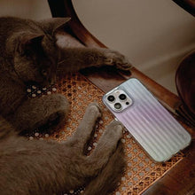 Заредете изображение във визуализатора на галерията – Uniq case Coehl Linear iPhone 14 6.1 "stardust - TopMag
