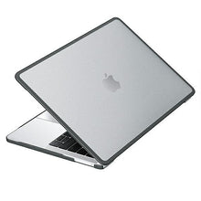 Заредете изображение във визуализатора на галерията – UNIQ etui Venture MacBook Air 13" (2018 -2020) szary/charcoal frost - TopMag

