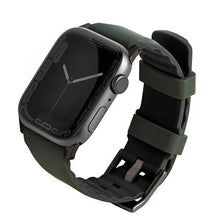 Заредете изображение във визуализатора на галерията – UNIQ pasek Linus Apple Watch Series 4/5/6/7/8/SE/SE2/Ultra 42/44/45mm. Airosoft Silicone zielony/moss green - TopMag
