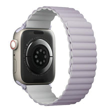 Заредете изображение във визуализатора на галерията – UNIQ pasek Revix Apple Watch Series 4/5/6/7/8/SE/SE2/Ultra 42/44/45mm. Reversible Magnetic lilak-biały/lilac-white - TopMag
