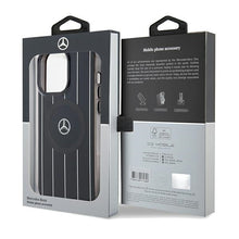 Заредете изображение във визуализатора на галерията – Original Case MERCEDES hardcase Double Layer Crossed
Lines MagSafe MEHMP15L23HRSK for Iphone 15 Pro Black
