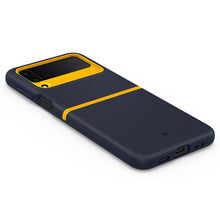 Заредете изображение във визуализатора на галерията – CASEOLOGY NANO POP GALAXY Z Flip 4 BLUEBERRY NAVY - TopMag

