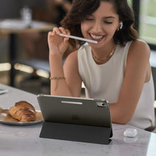 Заредете изображение във визуализатора на галерията – ESR ASCEND TRIFOLD IPAD 10.9 2022 BLACK
