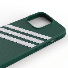 Заредете изображение във визуализатора на галерията – Adidas OR Molded PU FW21 iPhone 13 Pro /13 6.1" green/collegiate green 47118
