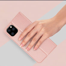 Заредете изображение във визуализатора на галерията – DUX DUCIS Skin Pro Bookcase type case for iPhone 11 Pro Max blue
