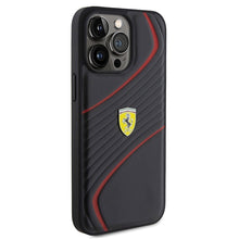 Заредете изображение във визуализатора на галерията – Original FERRARI hardcase Twist Metal Logo FEHCP15XPTWK do Iphone 15 Pro Max Black
