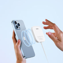 Заредете изображение във визуализатора на галерията – Duzzona 3in1 universal wireless charger for smartphones (Qi, MagSafe), Apple Watch and Airpods 15W white (W7)
