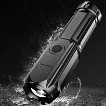 Заредете изображение във визуализатора на галерията – LED Zoom Flashlight B25
