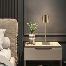 Заредете изображение във визуализатора на галерията – Night lamp WDL-02 wireless gold
