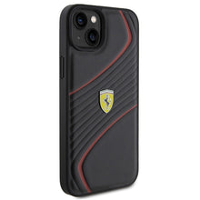 Заредете изображение във визуализатора на галерията – Original FERRARI hardcase Twist Metal Logo FEHCP15MPTWK do Iphone 15 Plus Black
