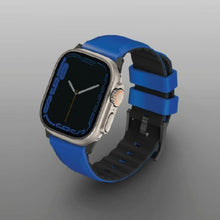 Заредете изображение във визуализатора на галерията – Uniq Strap Linus Apple Watch Series 1/2/3/4/5/6/7/8/SE/SE2/Ultra 42/44/45/49mm Airosoft Silicone Blue/Racing Blue
