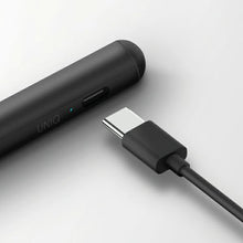 Заредете изображение във визуализатора на галерията – Uniq Pixo magnetic stylus for iPad white/white
