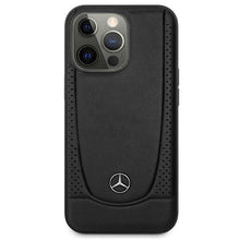 Заредете изображение във визуализатора на галерията – Mercedes MEHCP13XARMBK iPhone 13 Pro Max 6,7" hardcase czarny/black Urban Line
