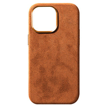 Заредете изображение във визуализатора на галерията – Alcane Magsafe Case for Iphone 13 Brown
