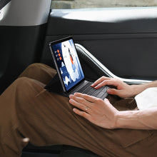 Заредете изображение във визуализатора на галерията – Baseus Brilliance Series keyboard case for iPad 10.9'' 2022 (10th generation) + USB-C cable - black

