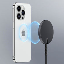 Заредете изображение във визуализатора на галерията – ESR HALOLOCK MINI MAGNETIC MAGSAFE WIRELESS CHARGER BLACK
