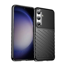 Заредете изображение във визуализатора на галерията – Thunder Case armored case for Samsung Galaxy S24 - black
