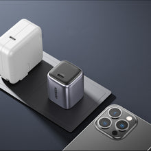 Заредете изображение във визуализатора на галерията – Ugreen Nexode Mini fast charger GaN USB C 30W PD gray (CD319)
