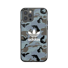 Заредете изображение във визуализатора на галерията – Adidas OR SnapCase Camo iPhone 12/12 Pro niebiesko/czarny 43702

